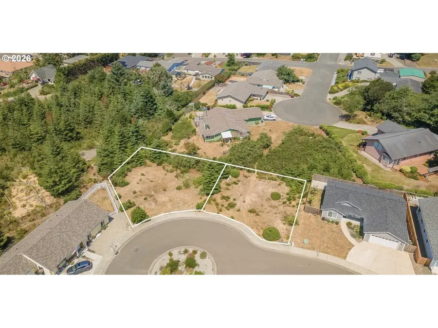 2 Nautical Ct, Coos Bay, OR 97420 - #2