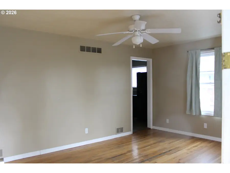 3325 9th Dr, Baker City, OR 97814 - #3