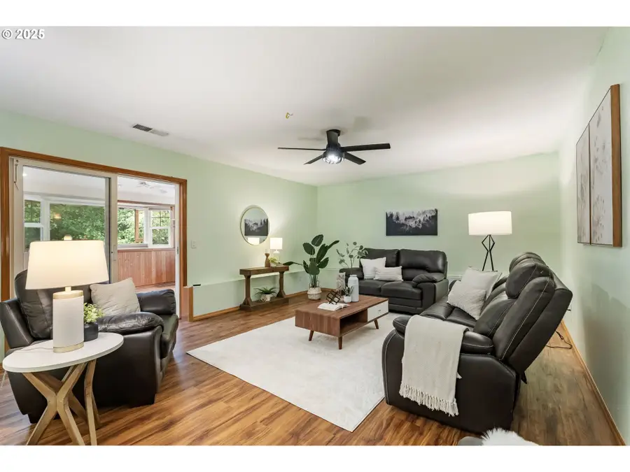 8914 NE 28th Pl, Vancouver, WA 98665 - Image #2