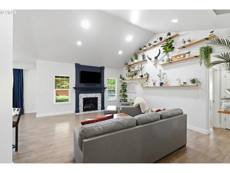 3622 Stark St, Eugene, OR 97404 - #3