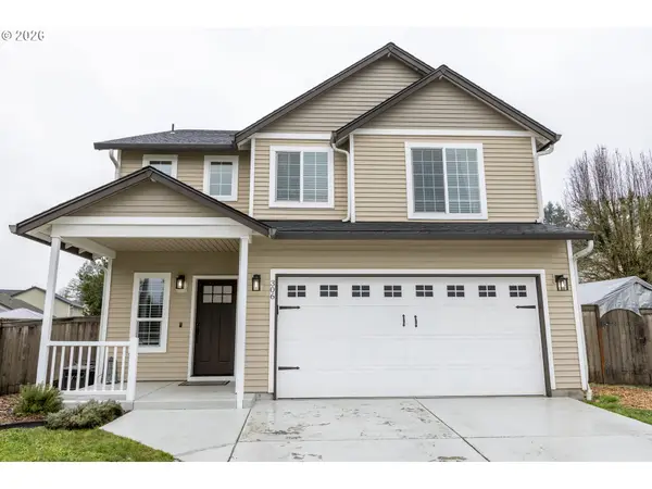 306 E 16th Pl, LaCenter, WA 98629