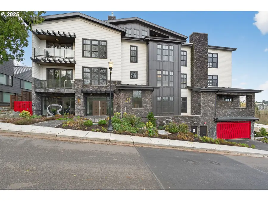 21 D Ave #2, Lake Oswego, OR 97034 - Image #2