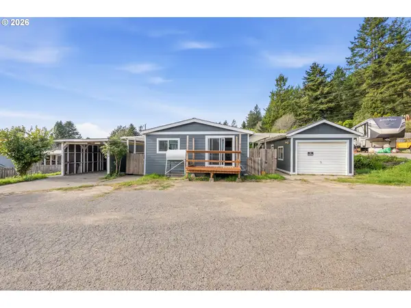 16172 Wedgewood Ln, Brookings, OR 97415