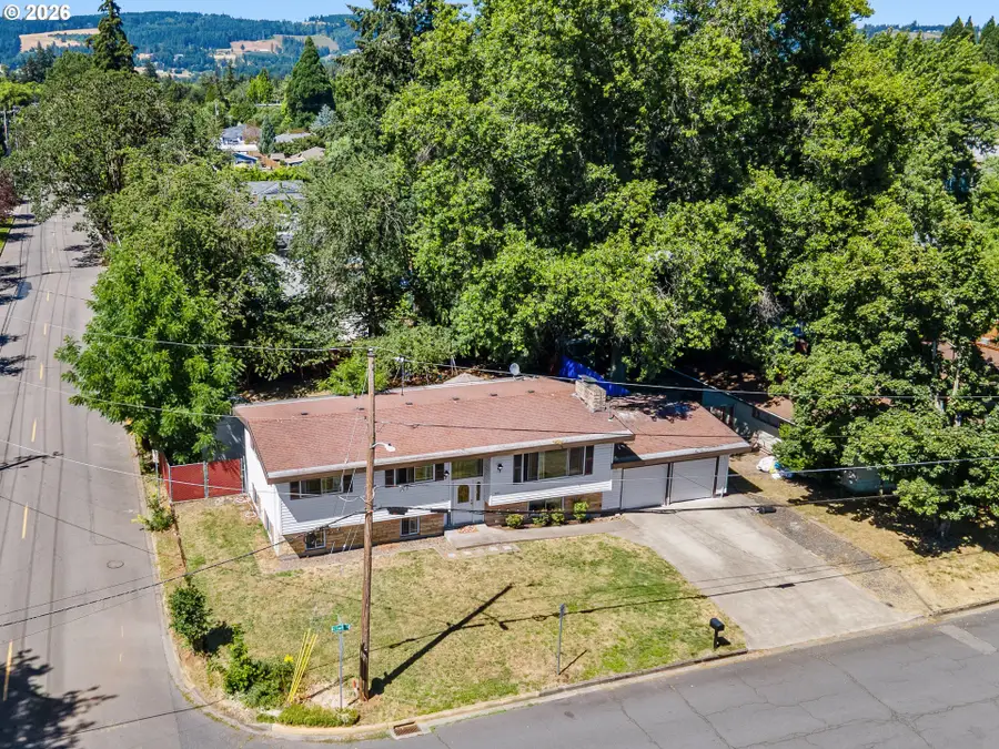 1801 E Laurel Dr, Newberg, OR 97132 - #3