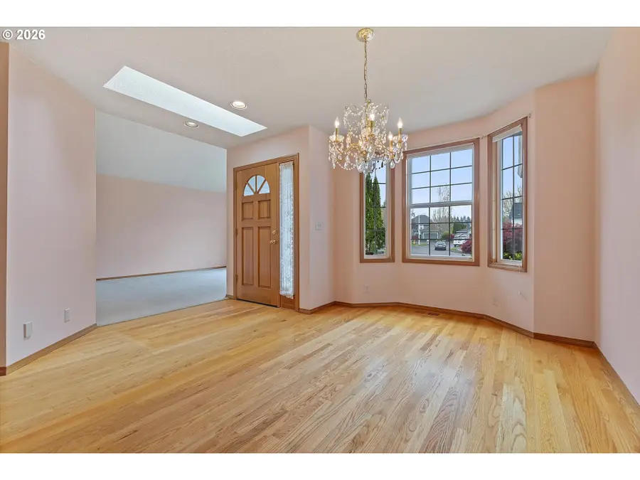 345 NE Milne Ct, Hillsboro, OR 97124 - #2