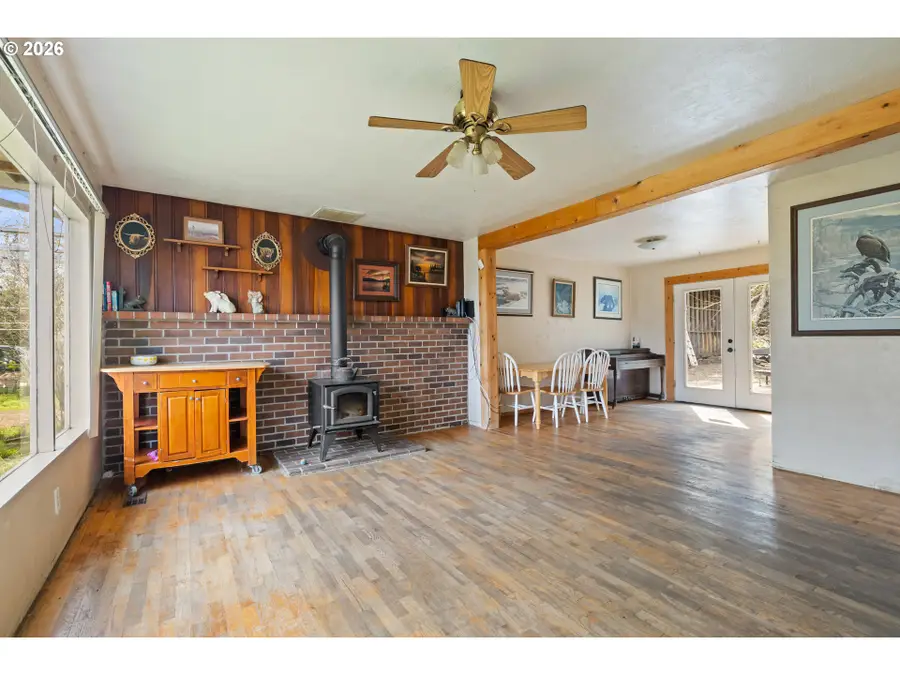4178 Old Melrose Rd, Roseburg, OR 97471 - #3