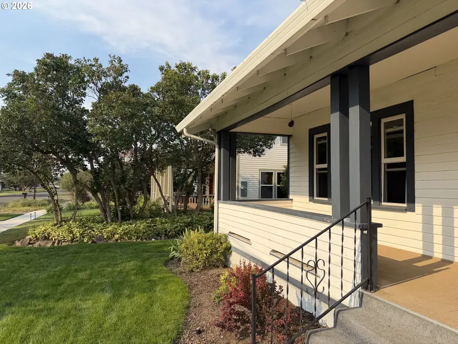 203 NE 1st St, Enterprise, OR 97828 - #3