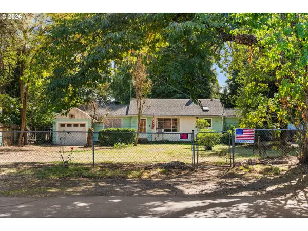 16434 NE Multnomah St, Portland, OR 97230