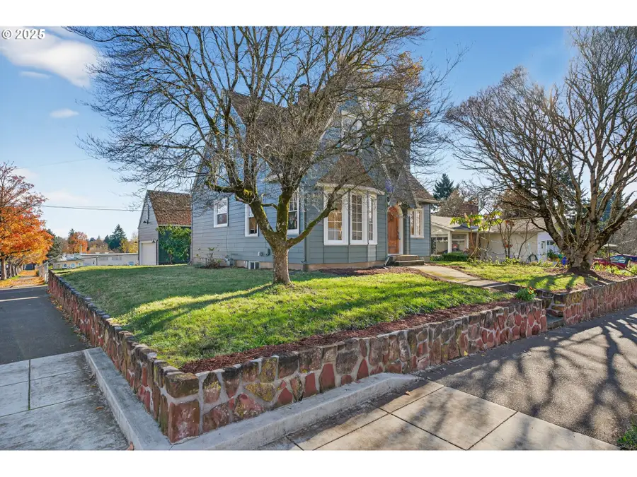 1708 SE 76th Ave, Portland, OR 97215 - Image #2