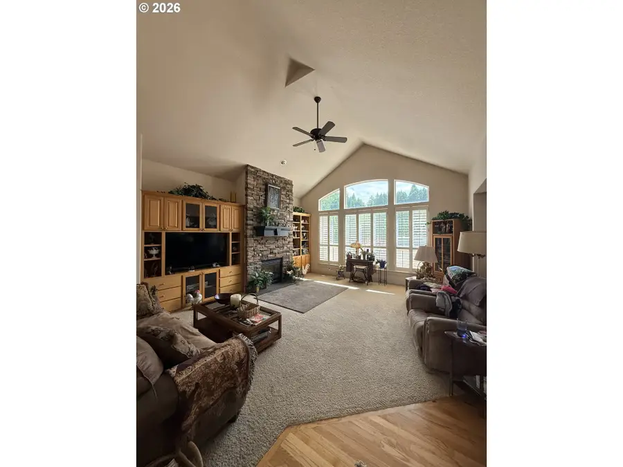 19244 Cantata Dr, Oregon City, OR 97045 - #3