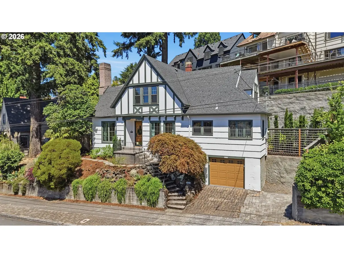 3033 NE Fremont St, Portland, OR 97212 - #1