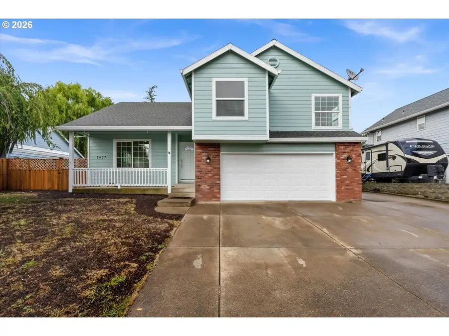 1437 NE Grandhaven St, McMinnville, OR 97128 - #2