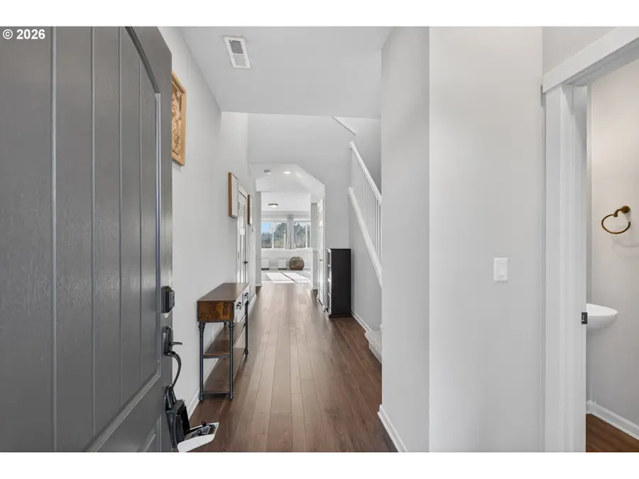 2032 Silverstone Dr, Forest Grove, OR 97116 - Image #2