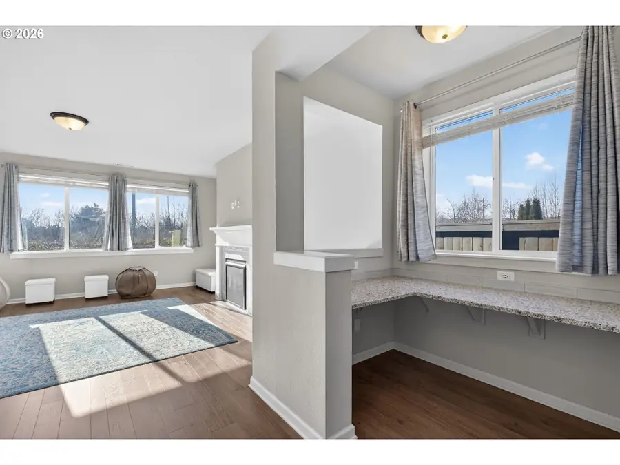 2032 Silverstone Dr, Forest Grove, OR 97116 - Image #3