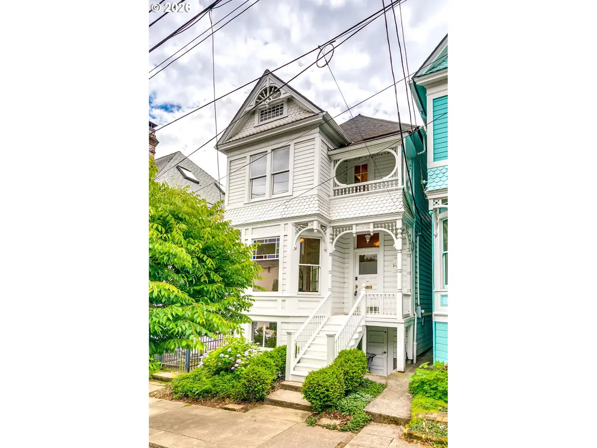 14 SW Whitaker St, Portland, OR 97239 - #1