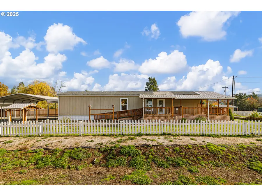 82849 Minnick Rd, Dexter, OR 97431 - Image #2
