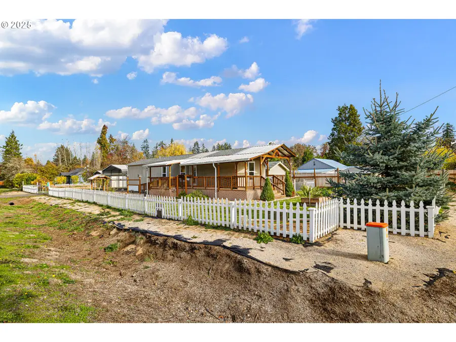 82849 Minnick Rd, Dexter, OR 97431 - Image #3