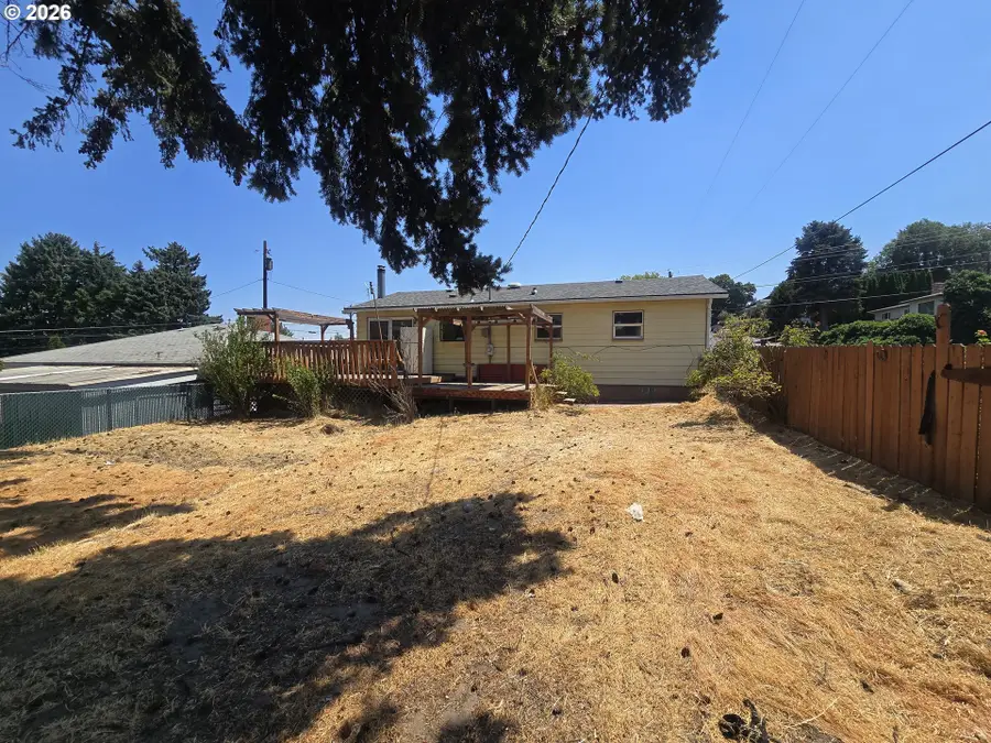 1515 Mount Hood St, The Dalles, OR 97058 - #2