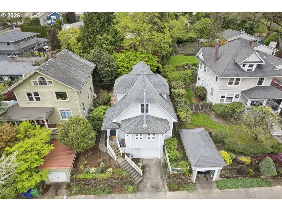 4217 SW View Point Ter, Portland, OR 97239 - #2