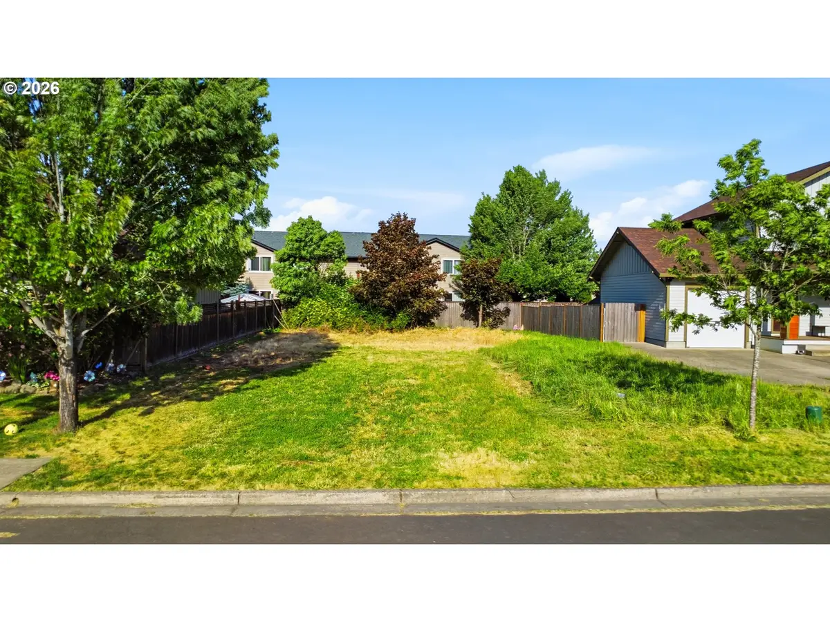 235 SE Hope Ct, Sheridan, OR 97378 - #1