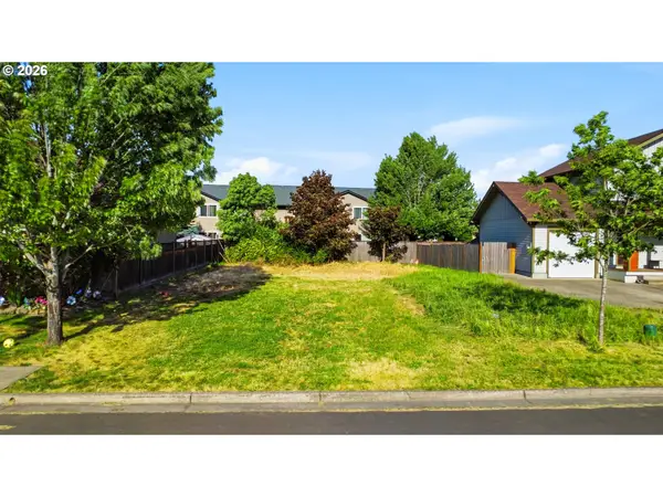 235 SE Hope Ct, Sheridan, OR 97378