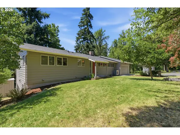 23757 SE Shady View Ln, EagleCreek, OR 97022