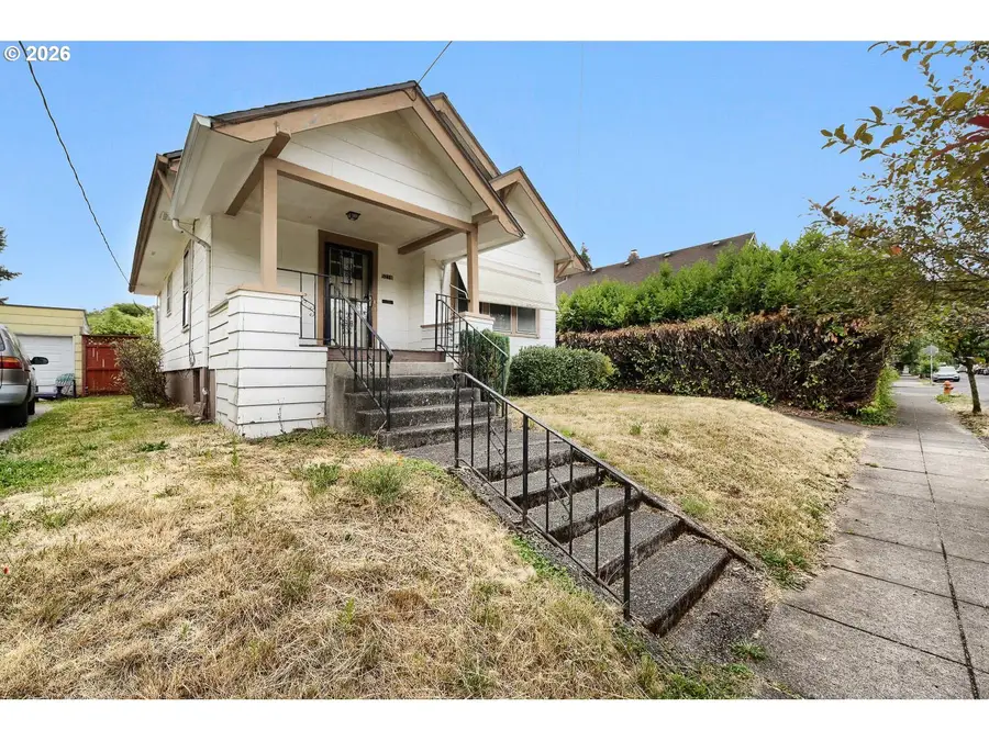 5218 NE 18th Ave, Portland, OR 97211 - #3