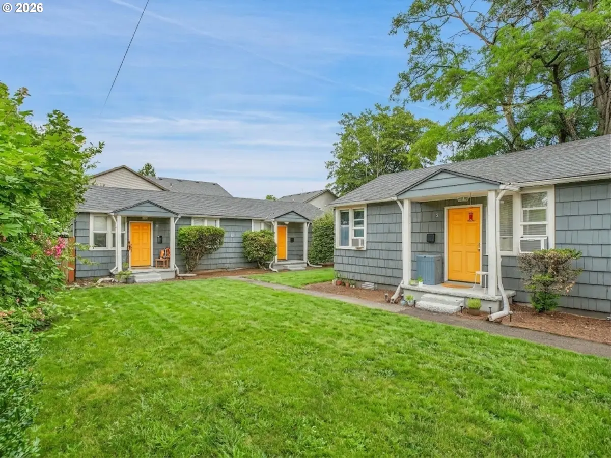 5821 SE Knapp St, Portland, OR 97206 - #1