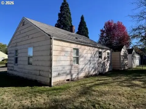 1807 NE Walnut Ave, Wood Village, OR 97060 - #3