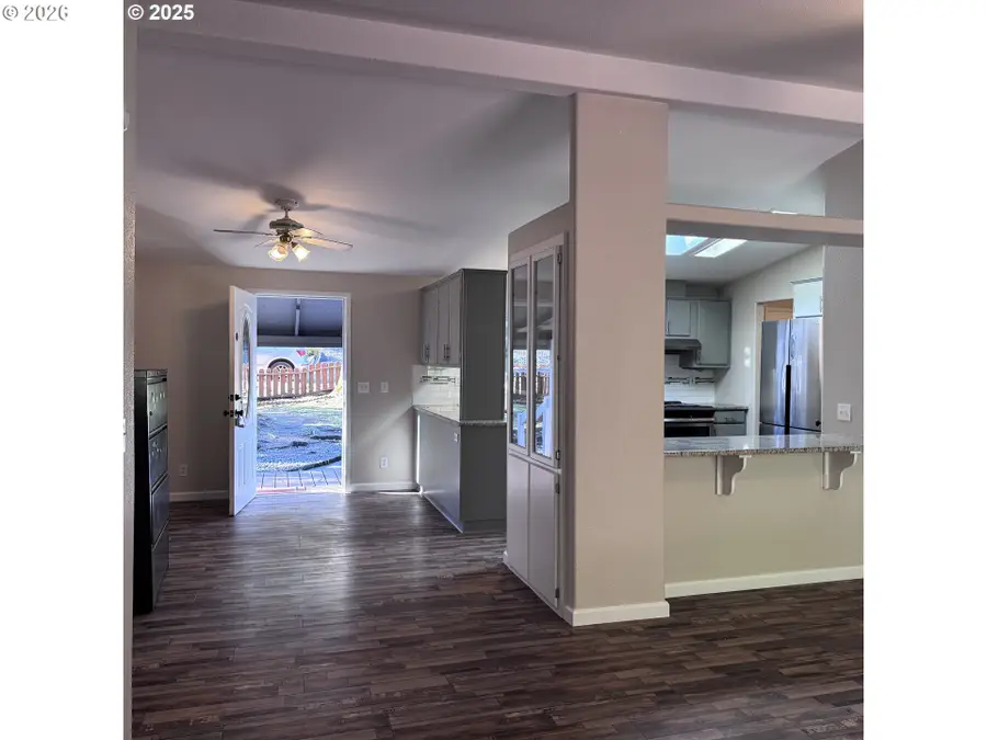 925 SW Dolores Dr, Waldport, OR 97394 - #3