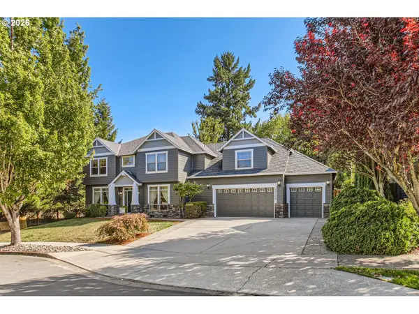 13109 SE Snowfire Dr, HappyValley, OR 97086
