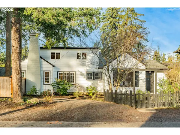 16510 Maple Cir, LakeOswego, OR 97034