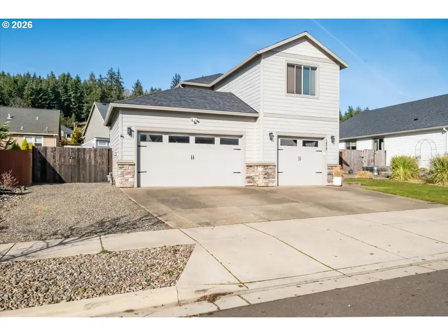 1473 Meadow Ave, Silverton, OR 97381 - Image #2
