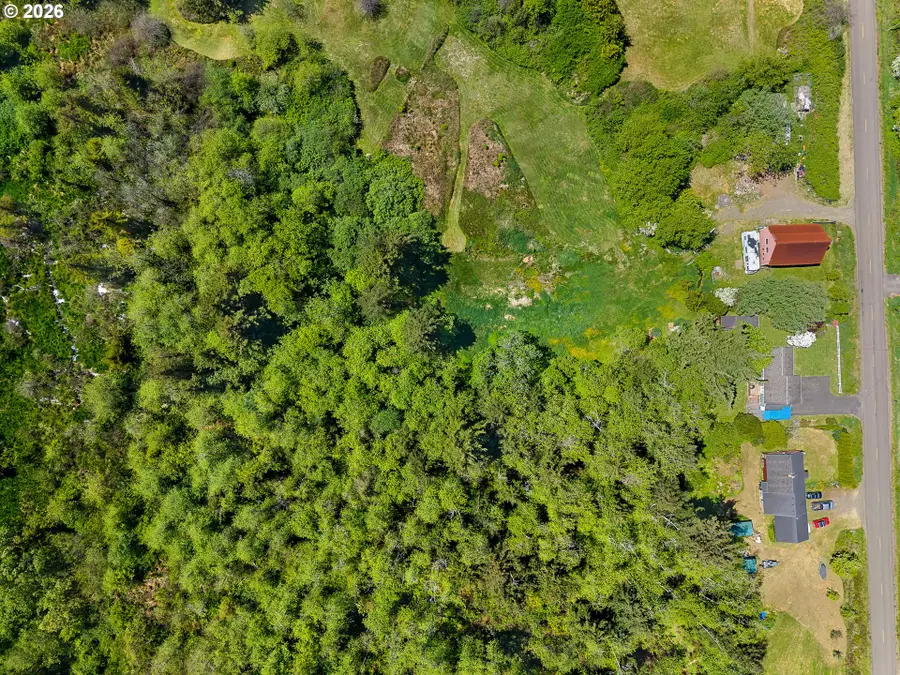 7705 Alderbrook Rd, Tillamook, OR 97141 - #3