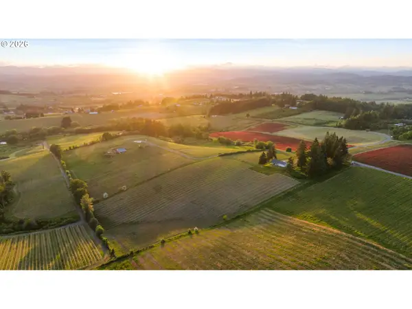 8810 NE Blackburn Rd, Yamhill, OR 97148