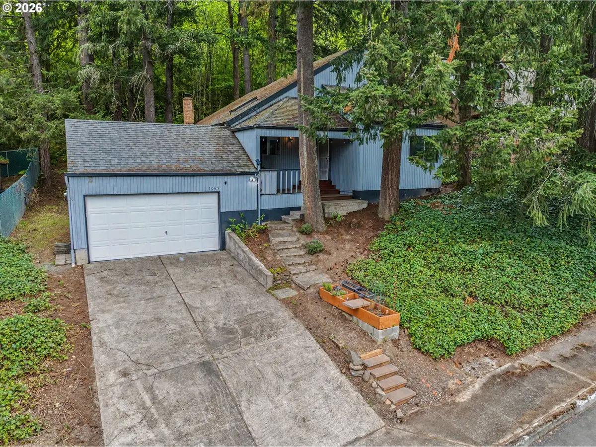 1065 NE Hill Way, Estacada, OR 97023 - #1