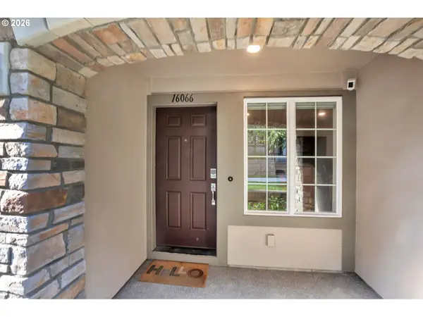 16066 NW Frog Ln, Portland, OR 97229