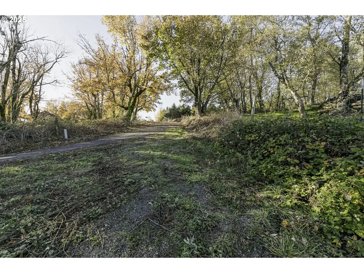 30900 NE Springhill Rd, Troutdale, OR 97060 - Image #1