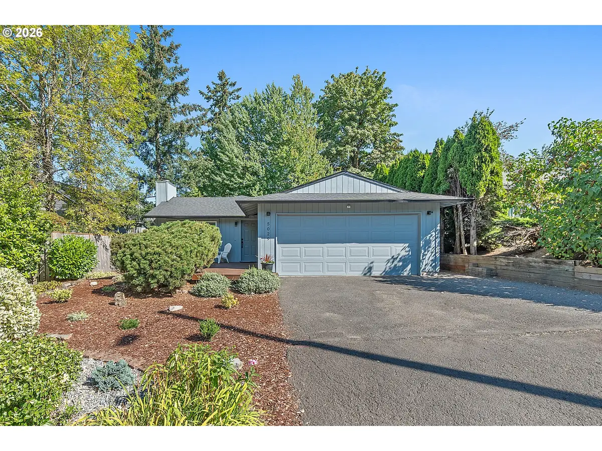 5029 SW Coronado St, Portland, OR 97219 - #1
