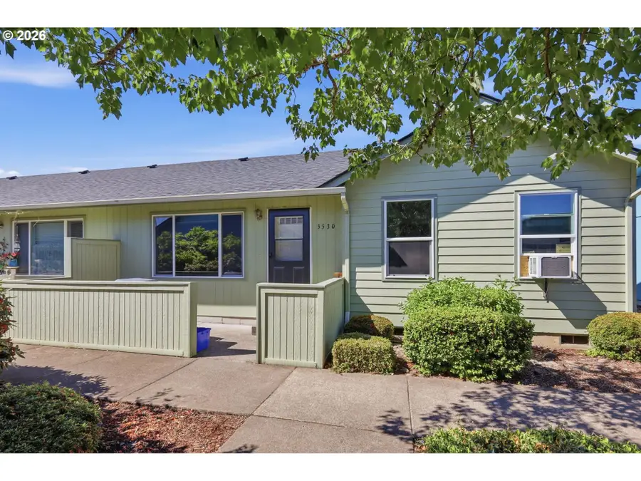 5530 E St, Springfield, OR 97478 - #2