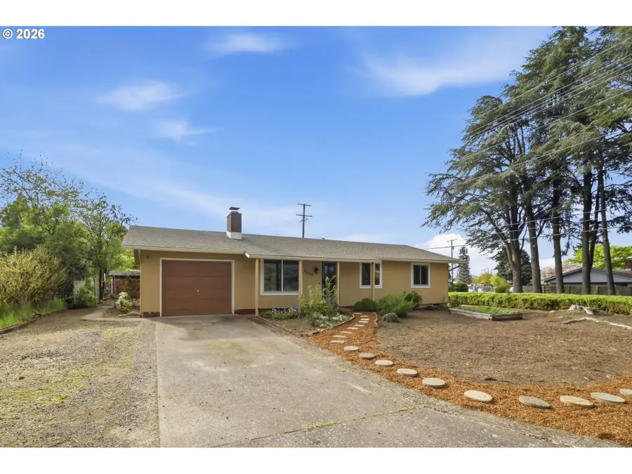 2690 Carbona St, Eugene, OR 97404 - #2