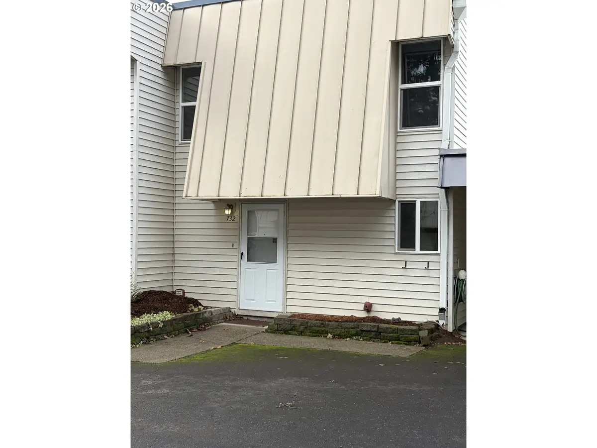 732 SE Rene Ave, Gresham, OR 97080 - Image #1