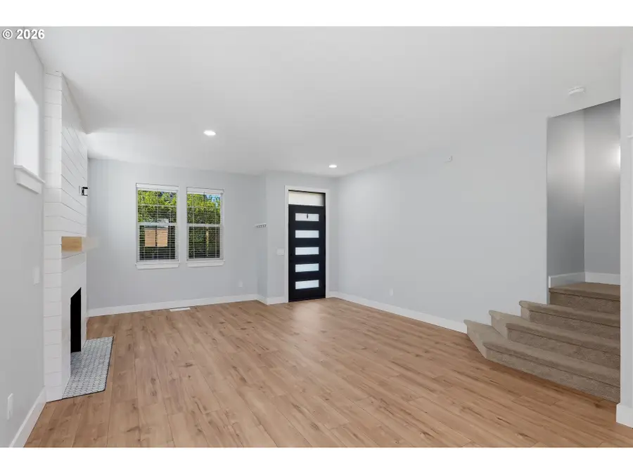 19280 Friars Ln, Oregon City, OR 97045 - #3