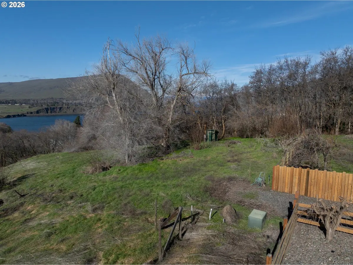 8176 State Route 14, Lyle, WA 98635 - #1