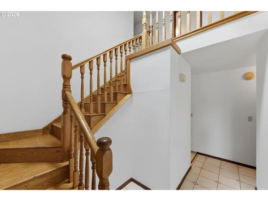 2450 Grant St, North Bend, OR 97459 - #2
