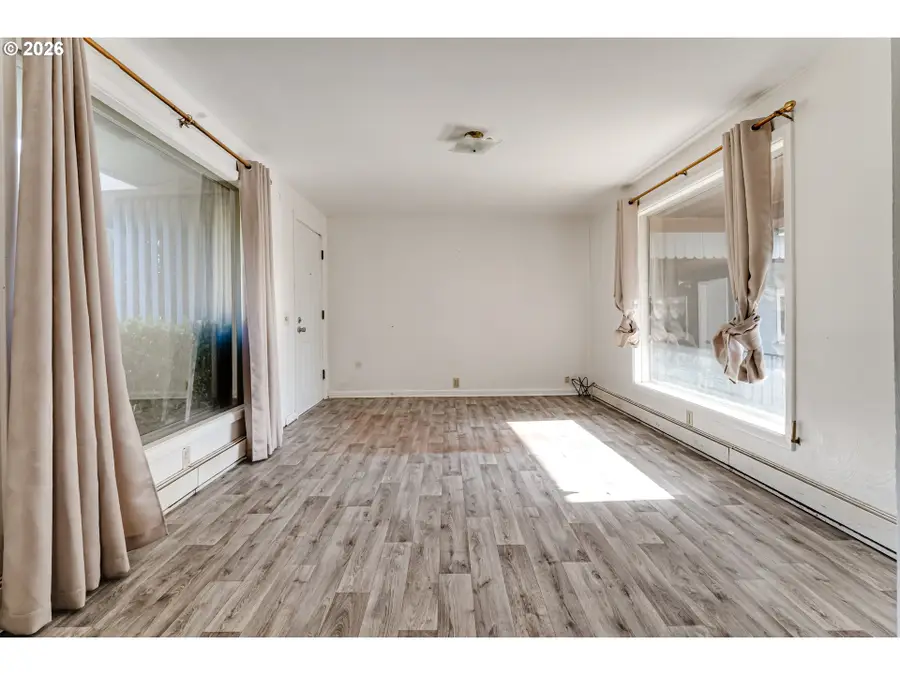 3031 Willamette St, Eugene, OR 97405 - #2