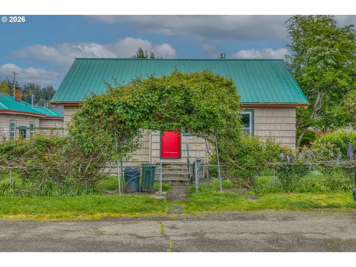 1170 N Baxter St, Coquille, OR 97423 - #1