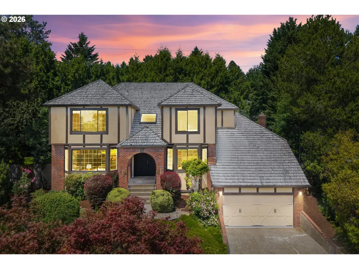 4105 Woodhill Ct, Lake Oswego, OR 97035 - #1