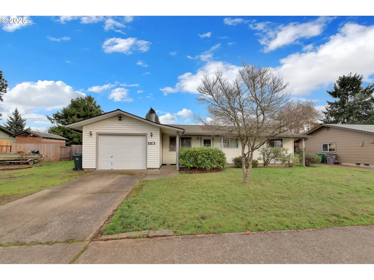 1113 Candlelight Dr, Eugene, OR 97402 - Image #1