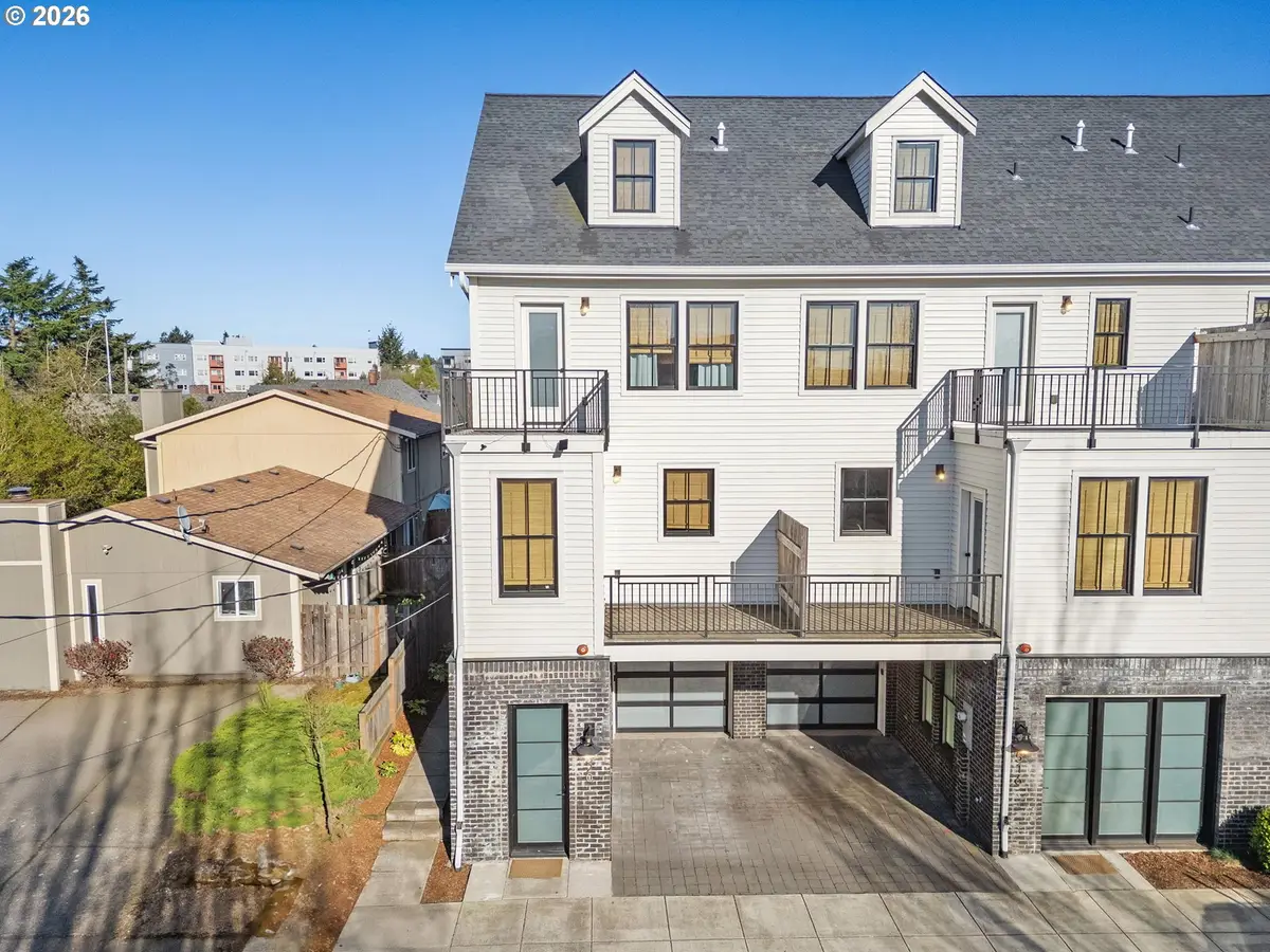 520 NE 56th Ave, Portland, OR 97213 - #1